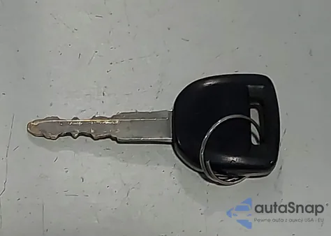 2008 Mazda Mazda3 I Sport z USA, uszkodzony, nr VIN JM1BK12F781101164